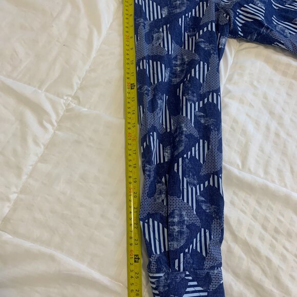 Saks Fifth Avenue Mens Shirt - Picture 9 of 10